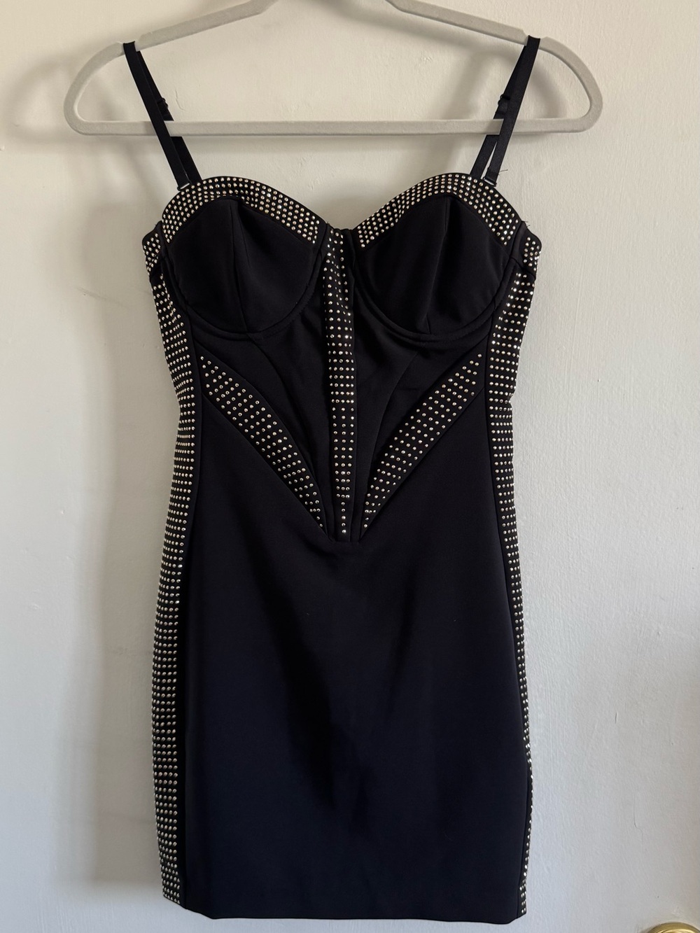 2 Guess Bodycon Dresses | Black & Red | Party, Vegas, Night Out - Picture 3 of 9